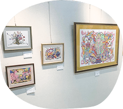 中学生のイラストクラブによる作品展